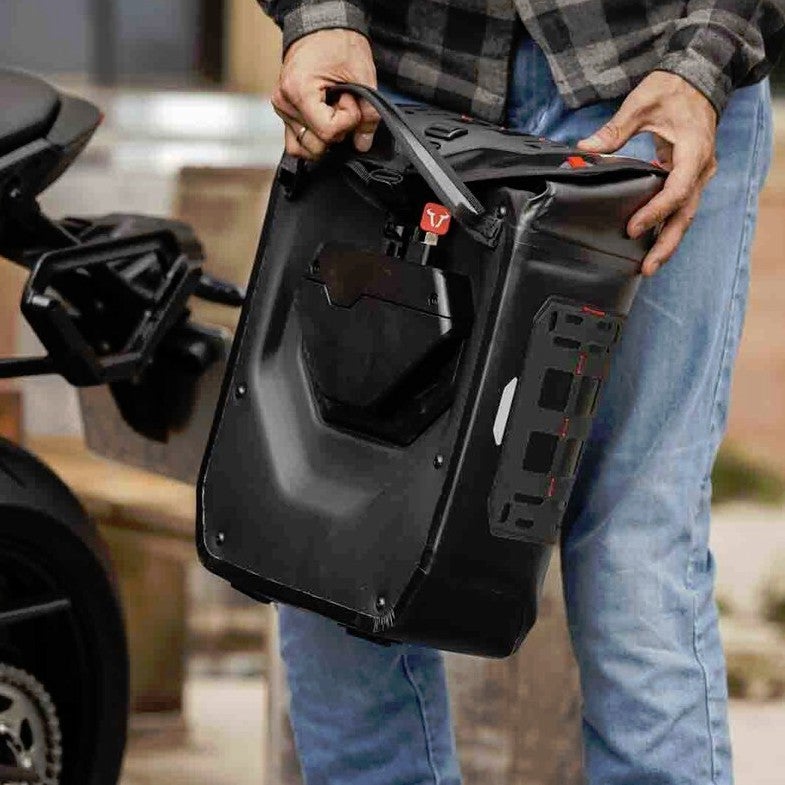 ワールド　さん　専用 SW-モテック WP サイドバッグ 16L For V-LOC | バイクカスタムパーツ