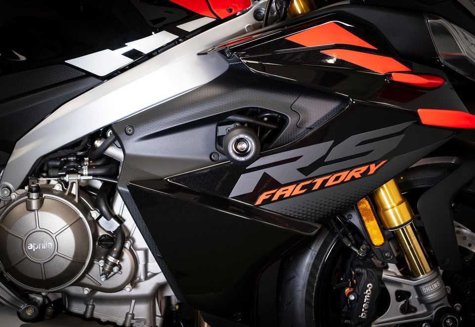 Aprilia RS660 (25-) フレームスライダー(クラッシュボビン) Evotech Performance_5