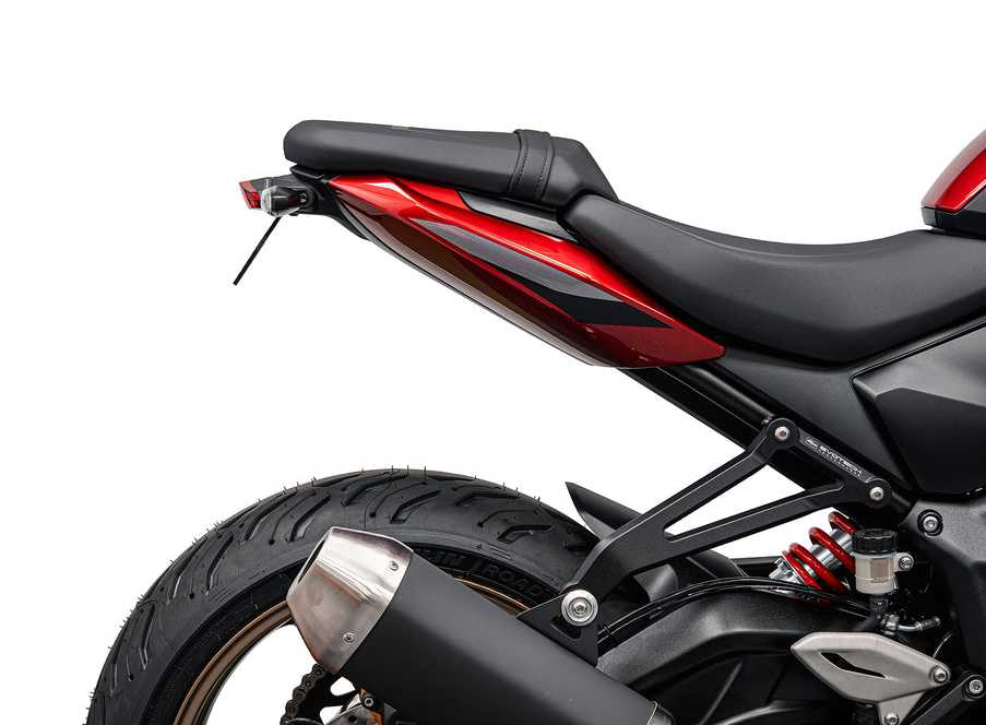 Triumph トライデント660/800 (26-) フェンダーレスキット（レッドリア