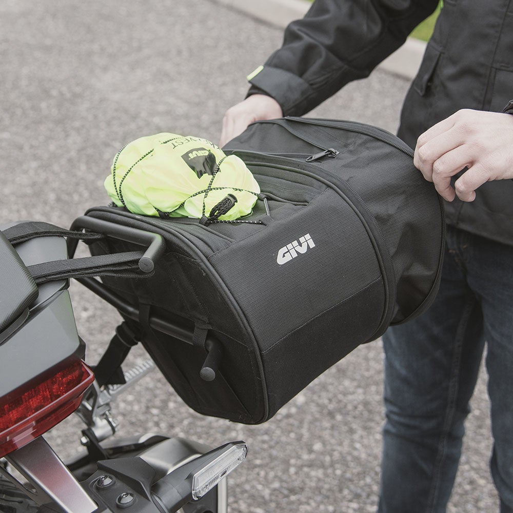 GIVI Easy-T サイドバッグ EASY10 (容量27-35L) 2個セット | バイク