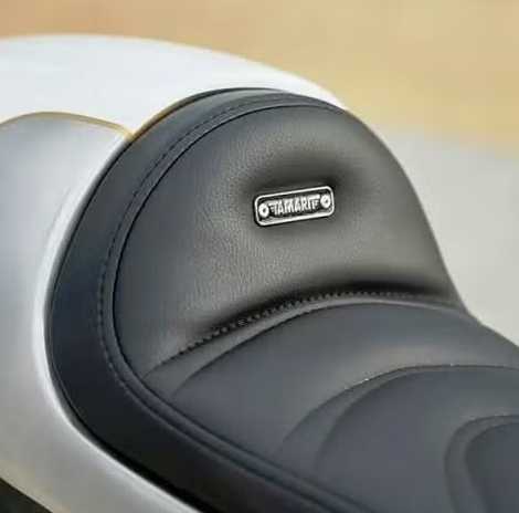 【アウトレット】トライアンフ スピードツイン1200/RS (25-26) シート スズカ ジェットブラック/ブラック タマリット_6