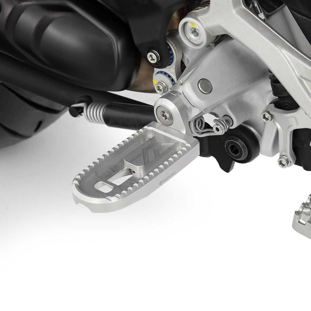 VARIO フットレストペグ EVO1 DUCATI アドベンチャーモデル向け
