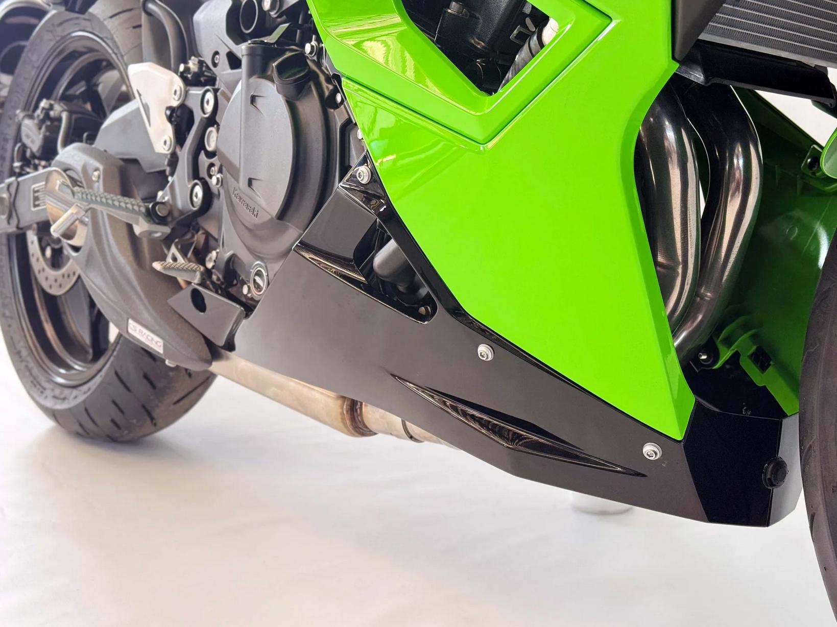 マメ出品 カワサキ Z500（26-)/ニンジャ500（26-） フルエキゾーストマフラー CS