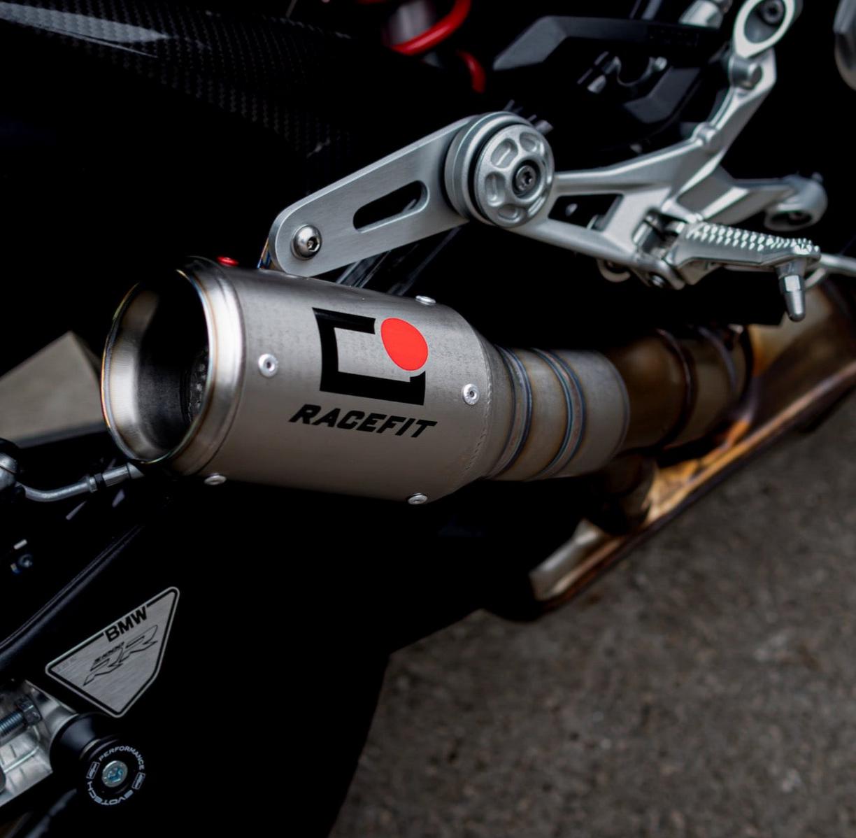 Akrapovic (アクラポヴィッチ) スリップオン マフラー GPスタイル