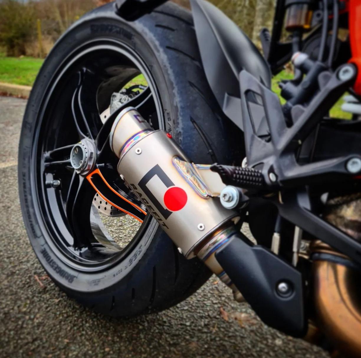 SHARK スリップオンマフラー RCT ステンレス KTM 1290 Super Duke R