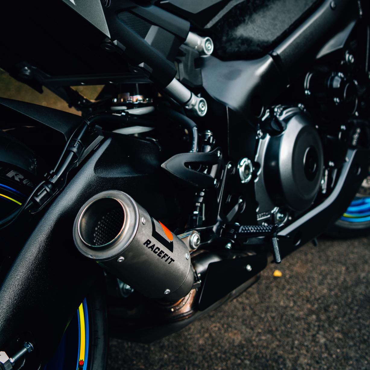 スズキ GSX-S1000/GT 21-26 ブラックエディション スリップオン