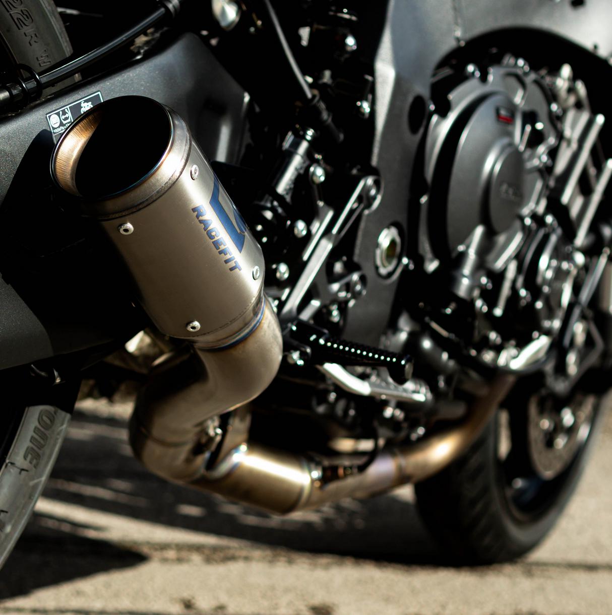 Akrapovic (アクラポヴィッチ) スリップオンマフラー・EC規格