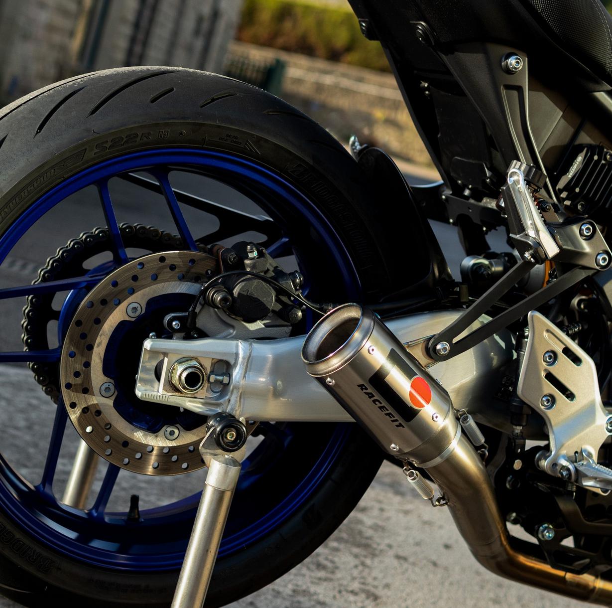 ヤマハMT-09/FZ-09 24-26 グローラーX スリップオンマフラー RACEFIT