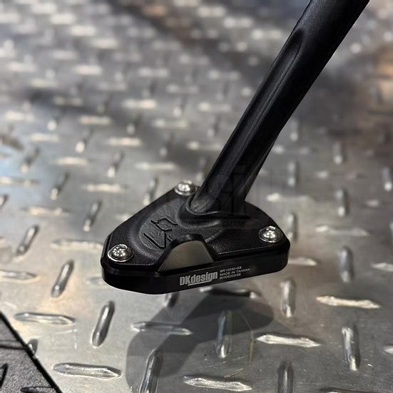 AKRAPOVIC スリップオンマフラー ステンレス BMW R12nineT / R12 (2024)