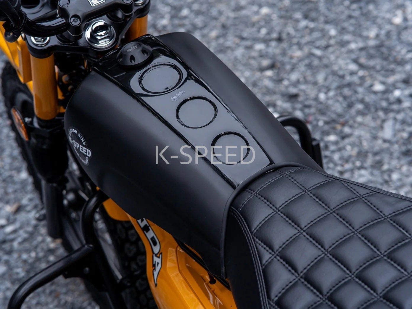 ハンターカブ CT125 Diabolus タンク型ケース センターキャリア CT094J