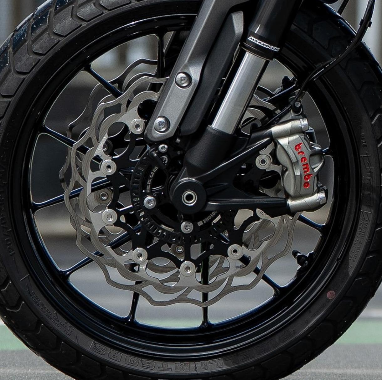 トライアンフ ボンネビルT100/T120/ボバー/スピードマスター