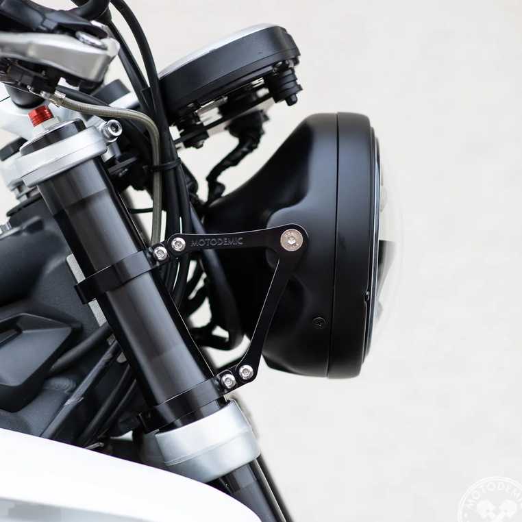 Triumph Street Triple 765 S/R (20-23) シングルヘッドライトコンバージョンキット ラウンド ハロゲンECE MOTODEMIC_3