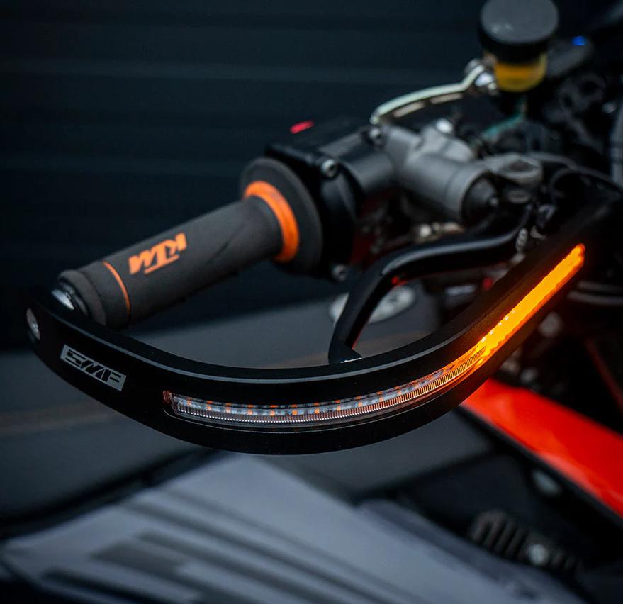 DUCATI ハイパーモタード698モノ LEDウインカー一体型ハンドガード