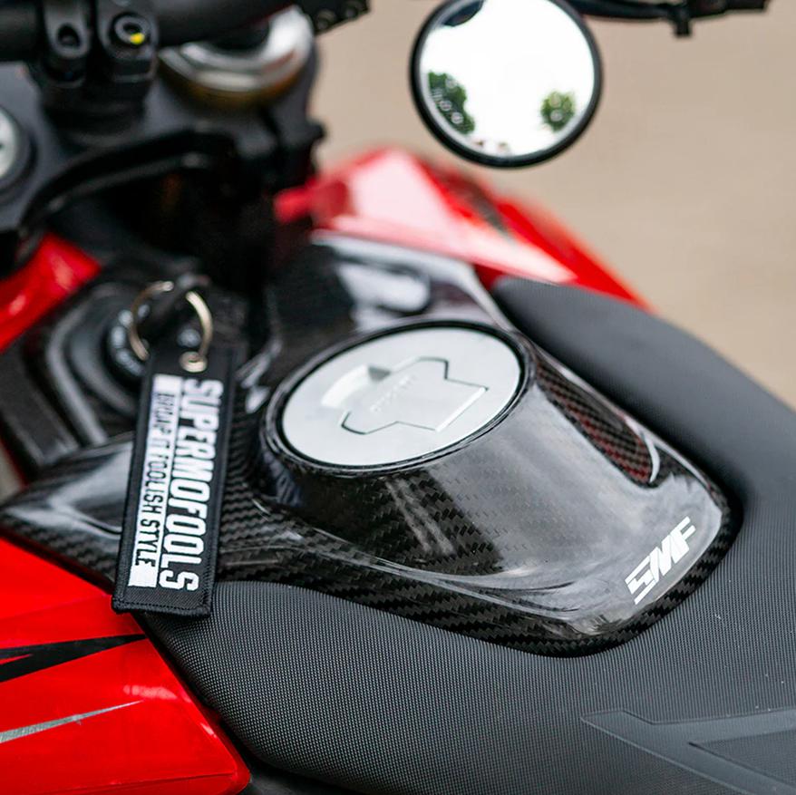 DUCATI ハイパーモタード698モノ カーボン タンクカバー SUPERMOFOOLS