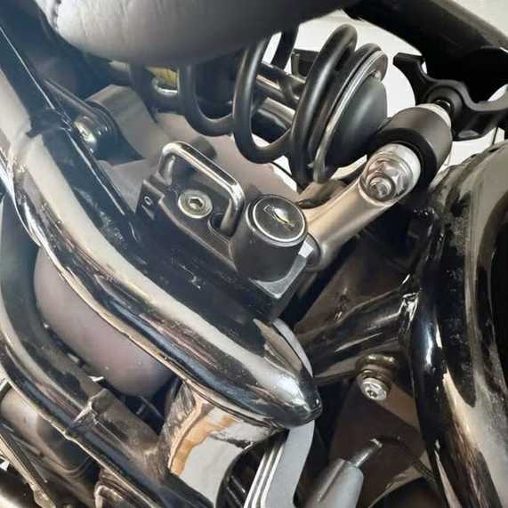 【アウトレット】トライアンフ ボバー ヘルメットロックキット Motone(モートーン)_4