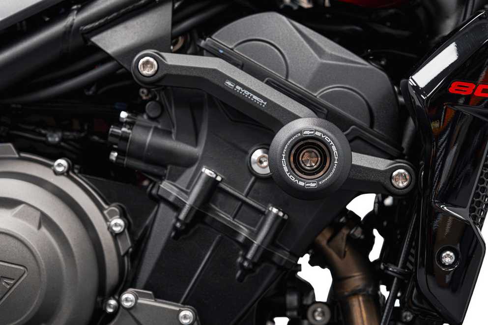 Triumph トライデント660/800 (26-) フレームスライダー(クラッシュプロテクション) Evotech Performance_2