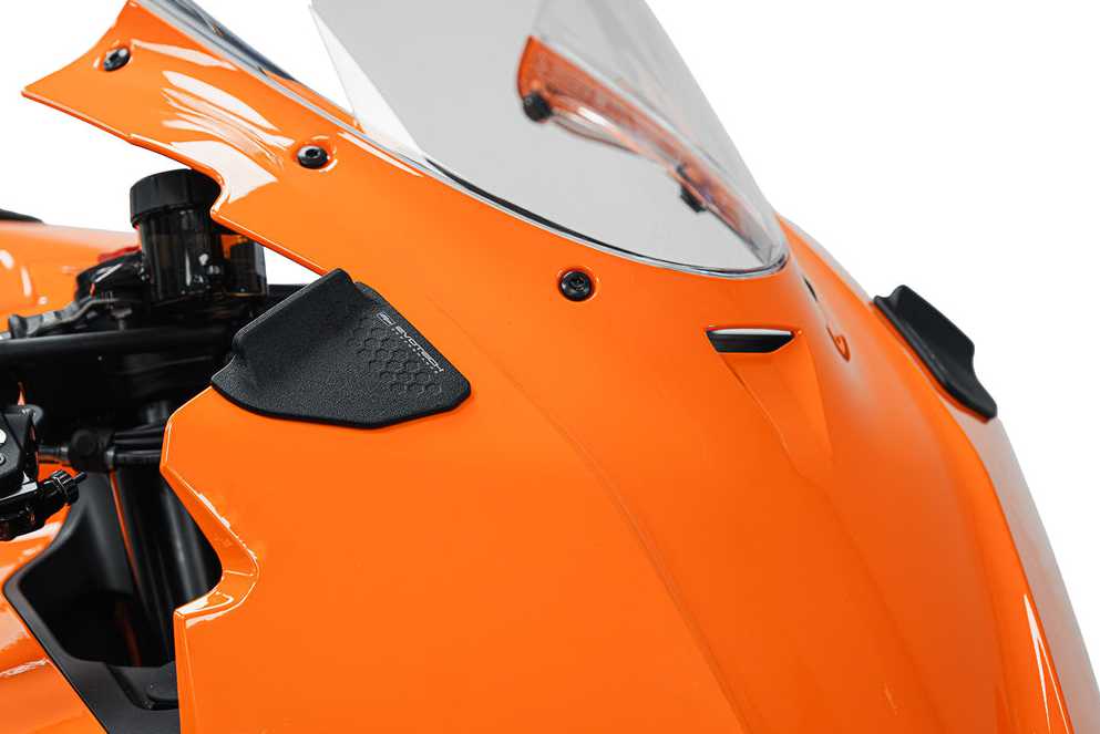 KTM 990 RC R (26-) ミラーブランキングプレート Evotech Performance_2