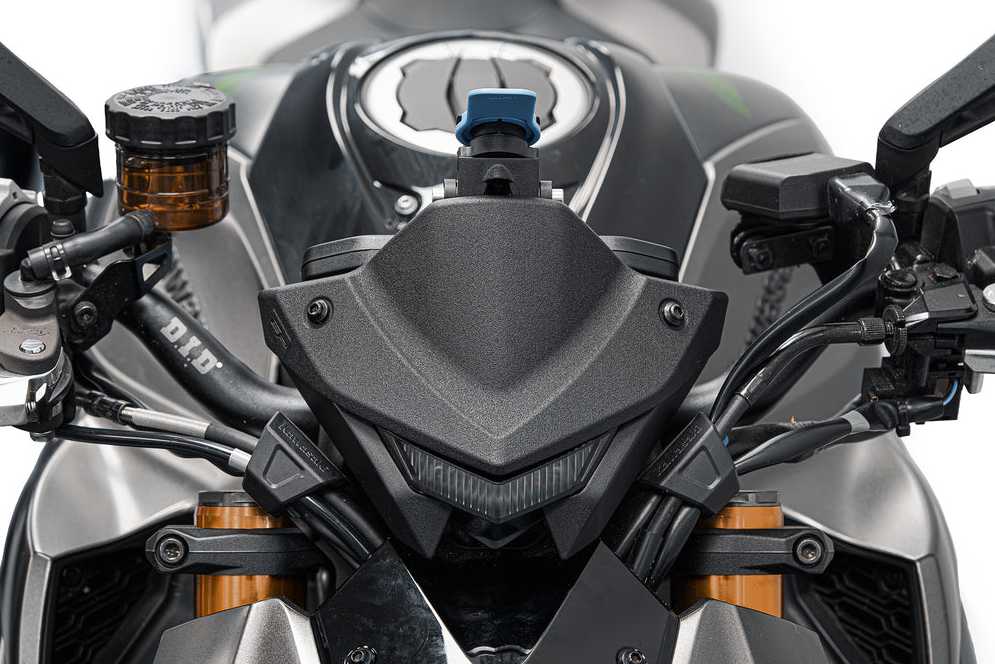 KAWASAKI Z1100 (26-) Quad Lock対応フロントサブフレーム装着型スマートホンマウント Evotech Performance_5