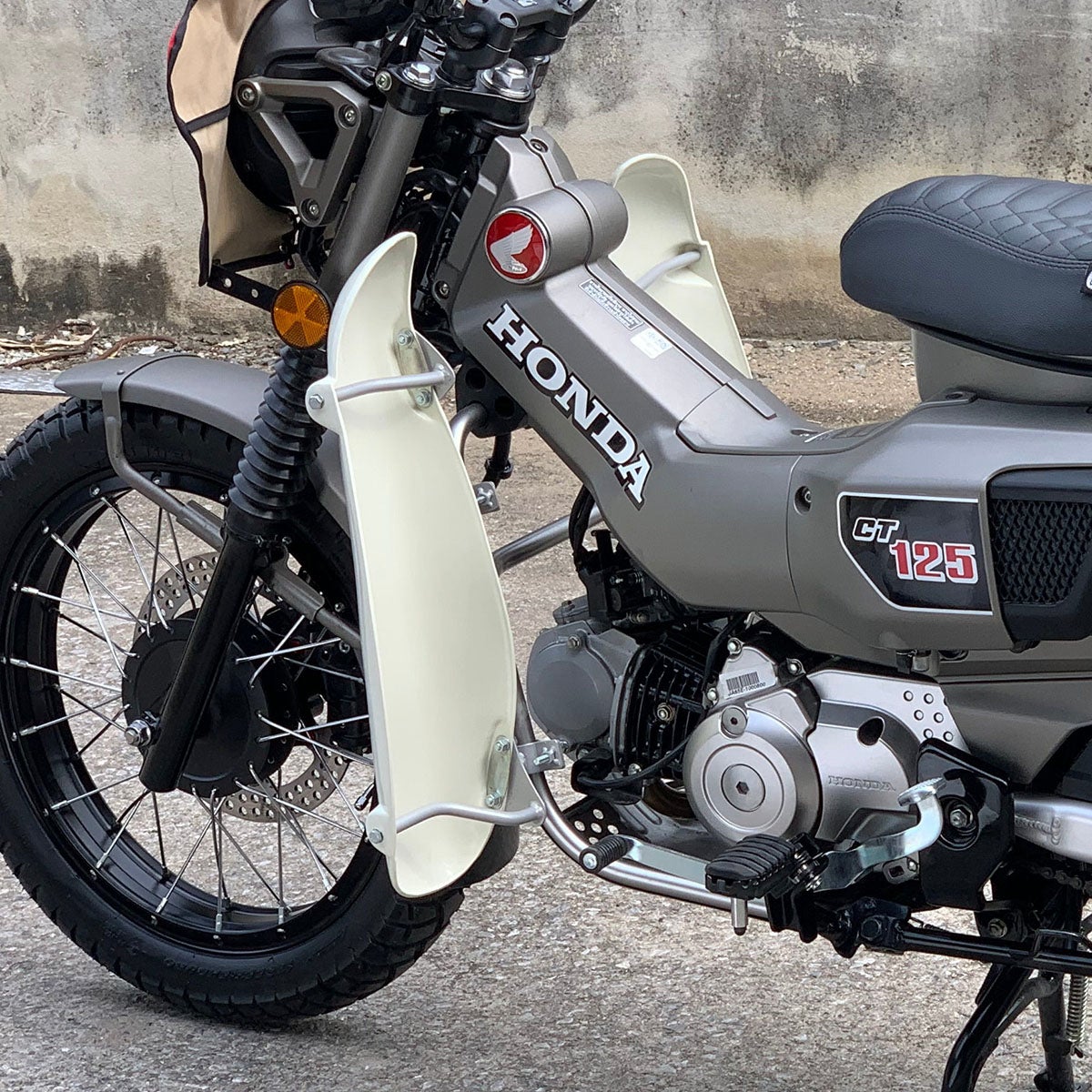 CT125 ハンターカブ Dinotech ラリータワー ヘッドライトキット 8ft