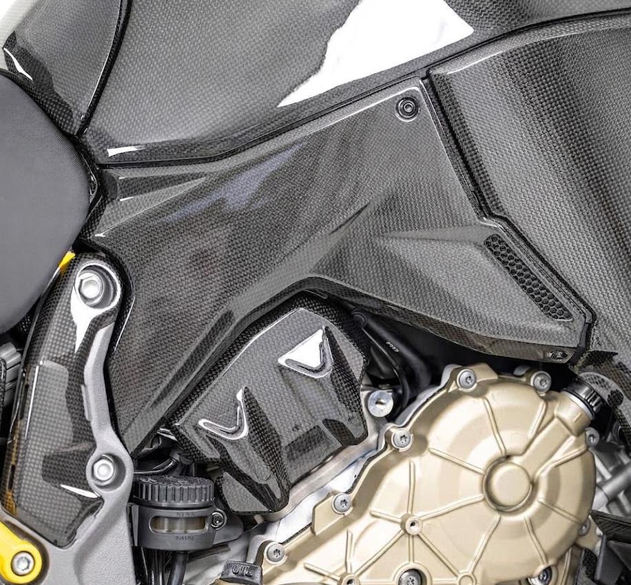 DUCATI ムルティストラーダV4/S 25- カーボンタンクカバー グロス仕様