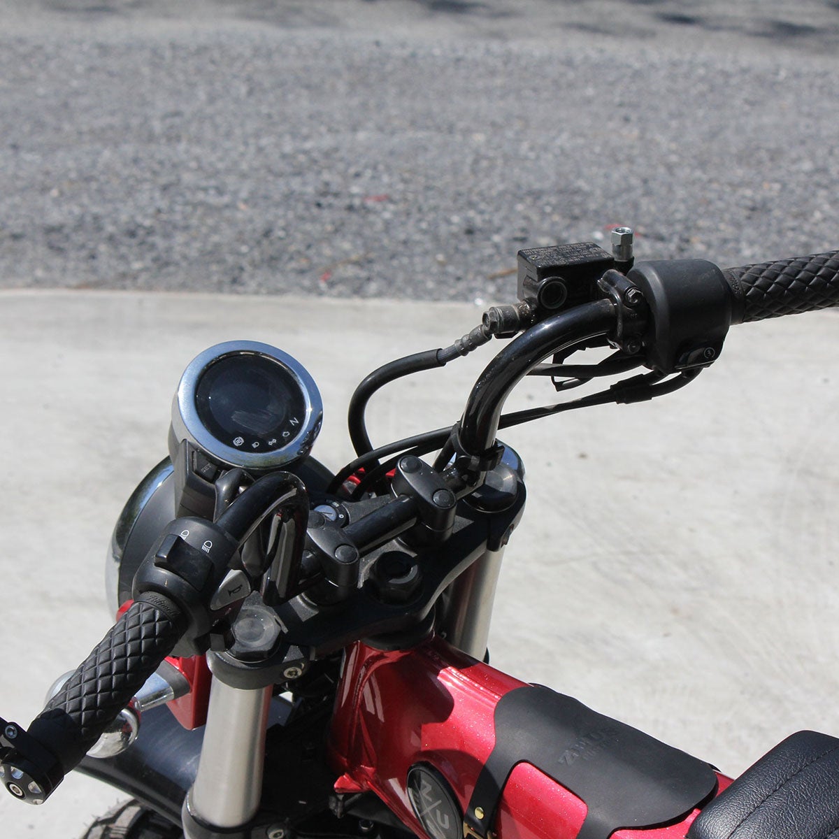 ダックス DAX ダックス ST125 ZEUS MADDAX CUSTOM ハンドルバー 8ft Weekend