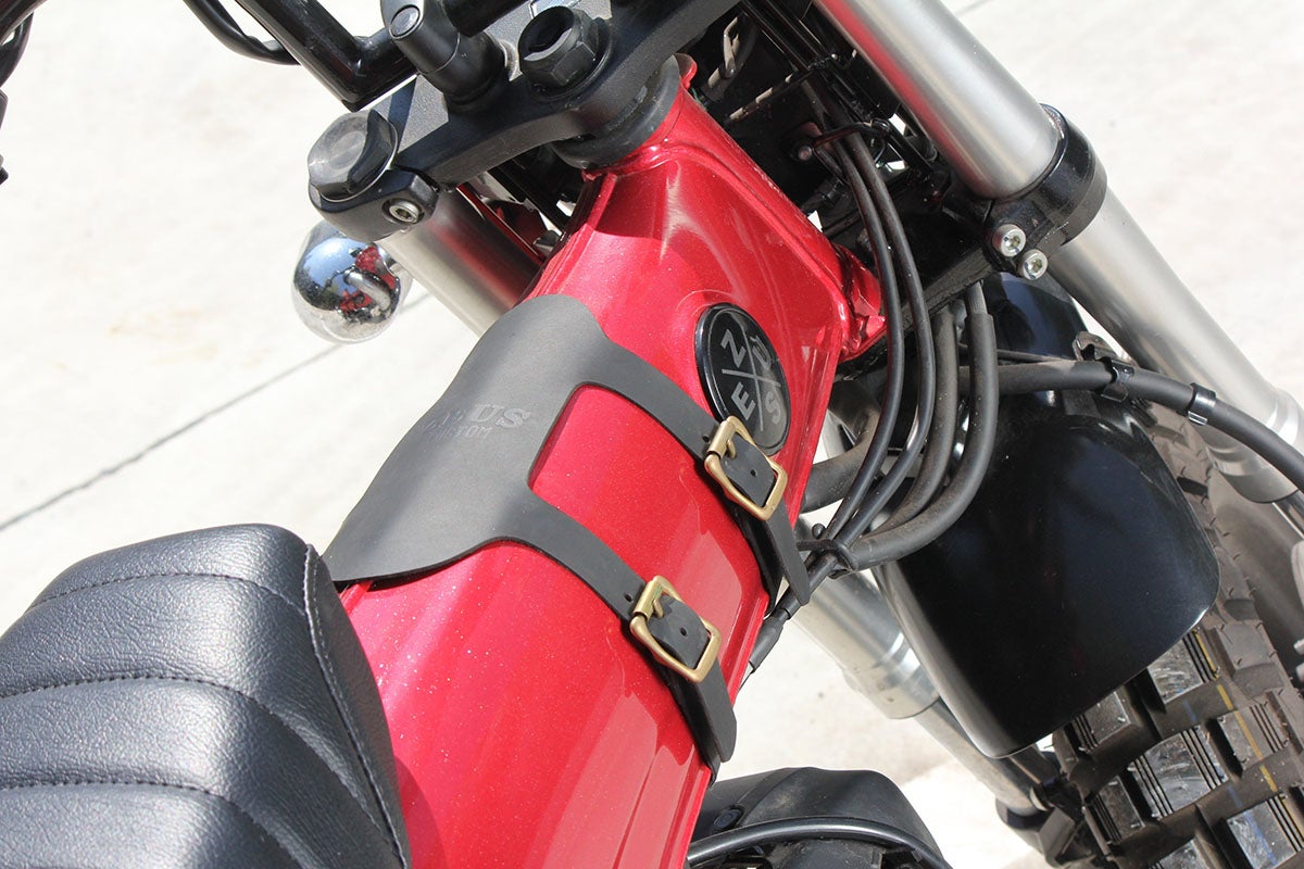 DAX ダックス ST125 ZEUS MADDAX CUSTOM レザーストラップ 8ft Weekend