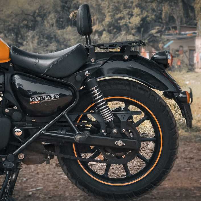 ロイヤルエンフィールド メテオ350 (21-) ライダーバックレストブラケット付ピリオンラゲッジラック ADV TRIBE_3