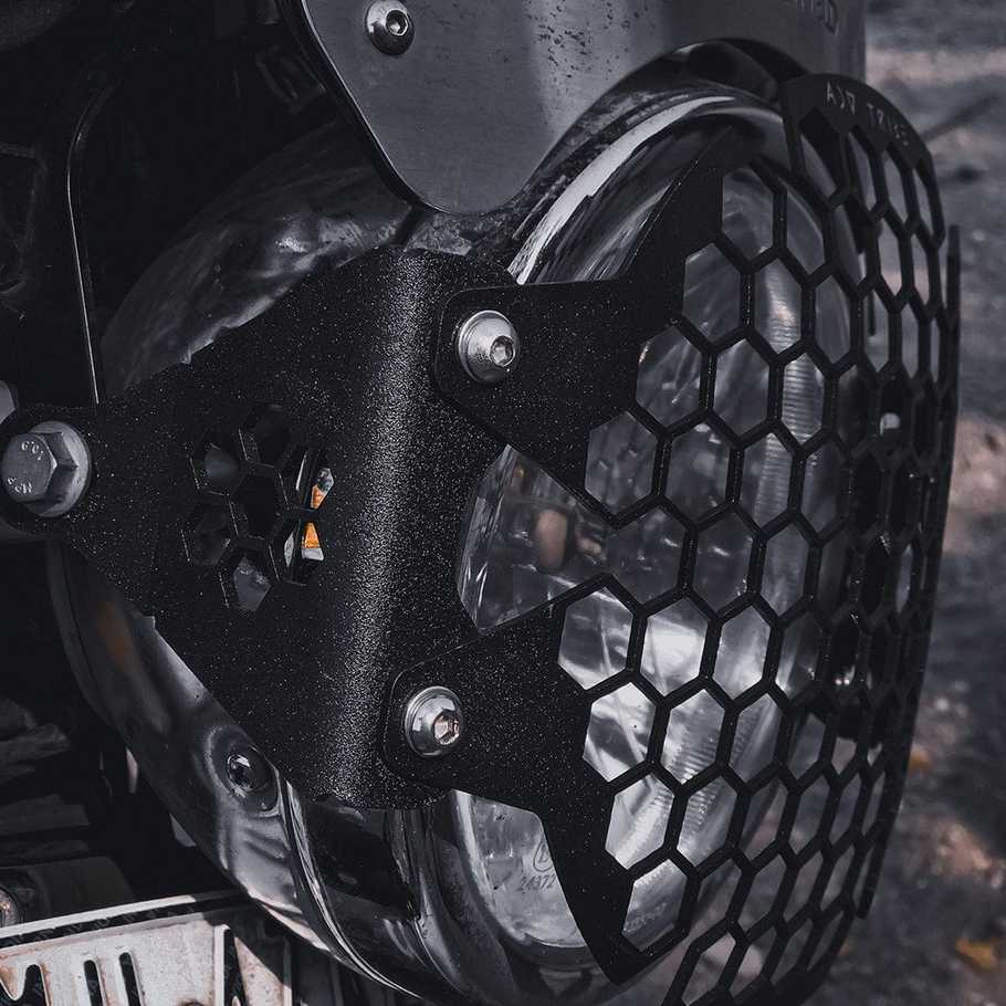 ロイヤルエンフィールド コンチネンタルGT650 (19-) ヘッドライトガード ブラック ADV TRIBE_1