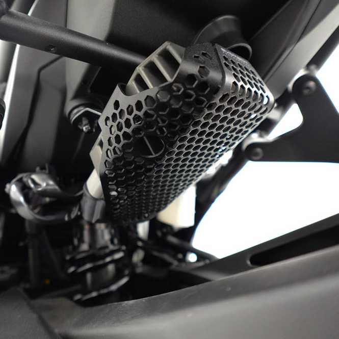 HONDA CB1000ホーネット/SP (25-) / CB750ホーネット (23-) / CB1000GT (26-) レギュレーターガード Evotech Performance_1
